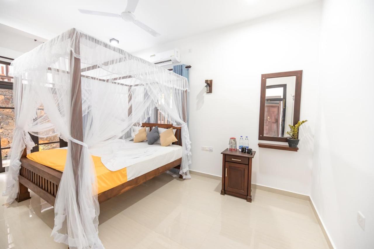 Hotel Calm Haven Unawatuna 陶尔佩 外观 照片